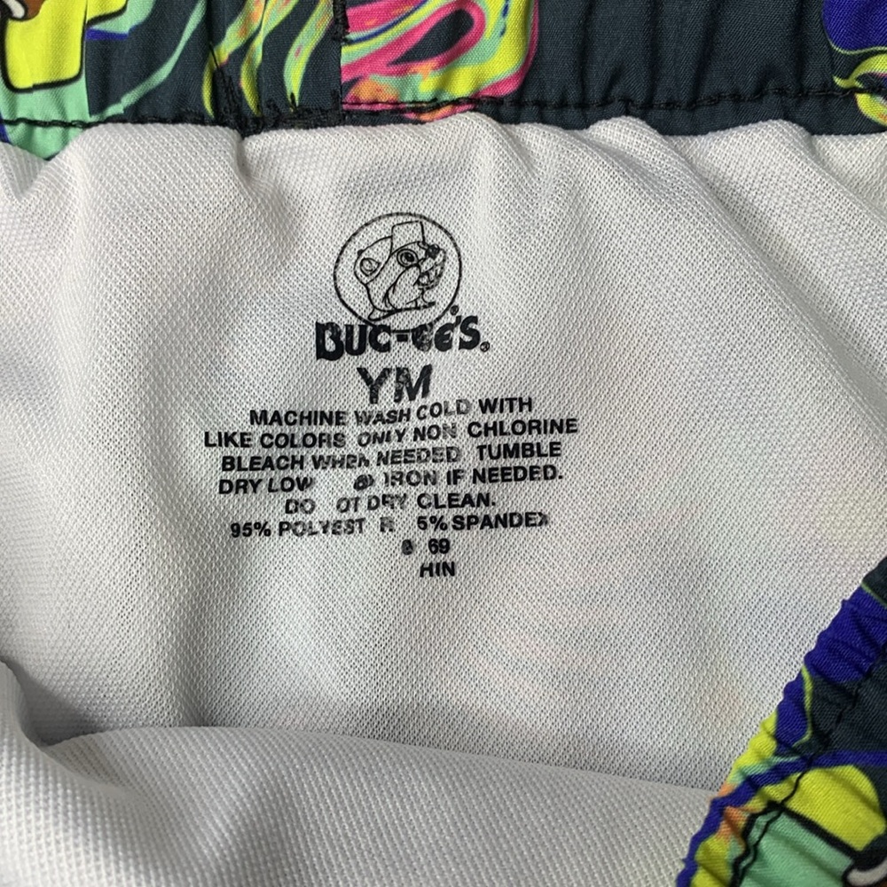 Buc-ees Youth Swim Trunks Size Medium - Picture 2 of 3